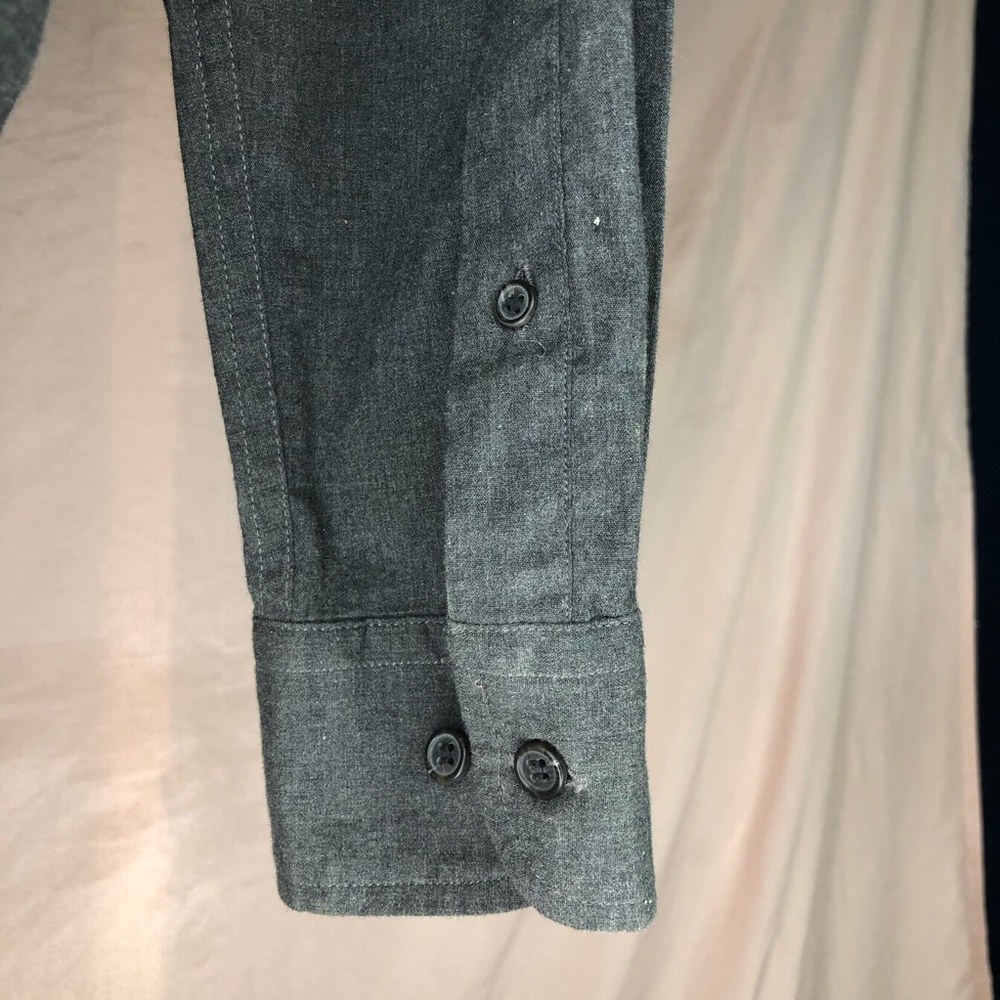 Ladies Long-Sleeve Button-Down Shirt - Charcoal Gray Size Small Banana Republic - Picture 6 of 13